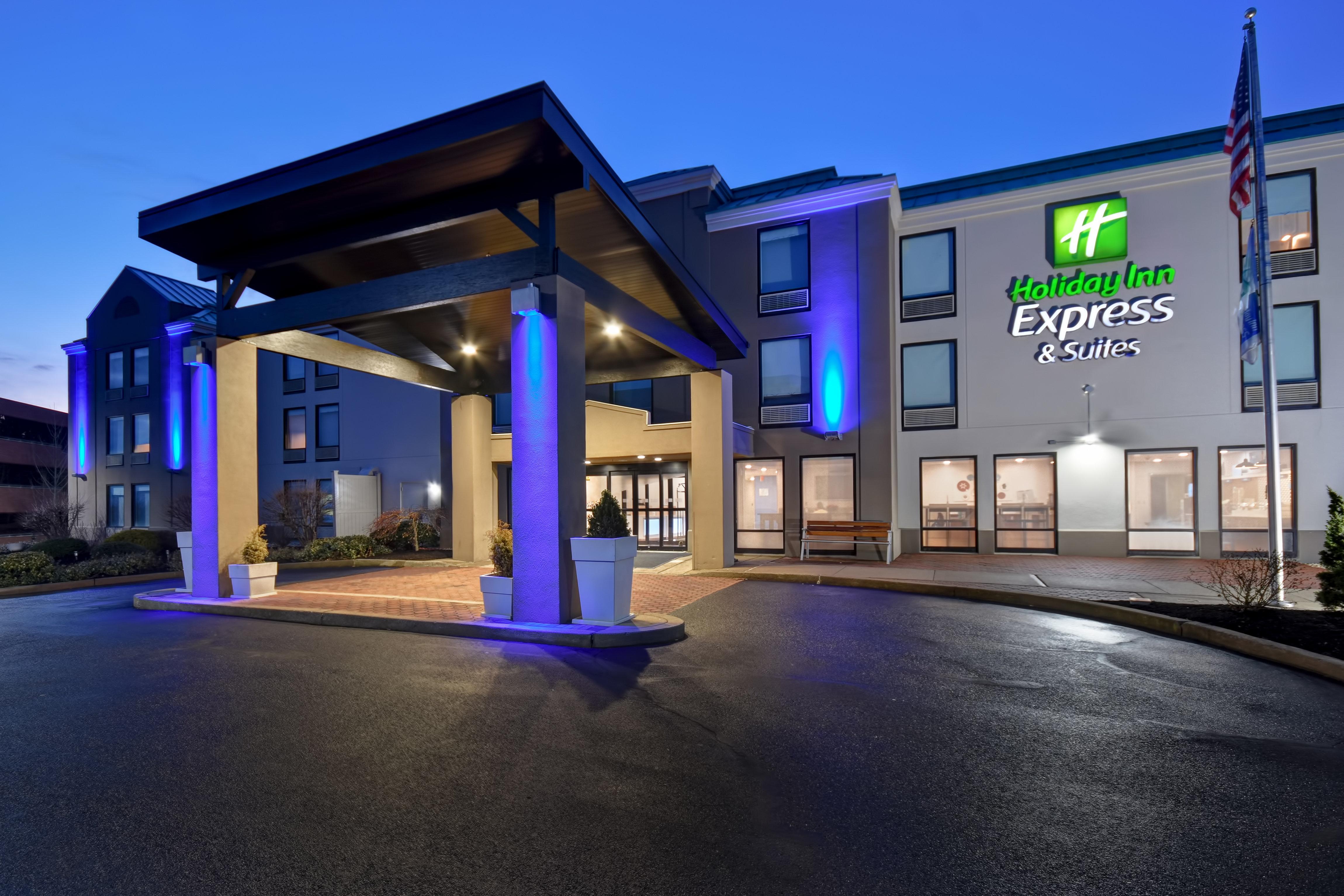 Holiday Inn Express & Suites Allentown-Dorney Park Area By Ihg Bagian luar foto