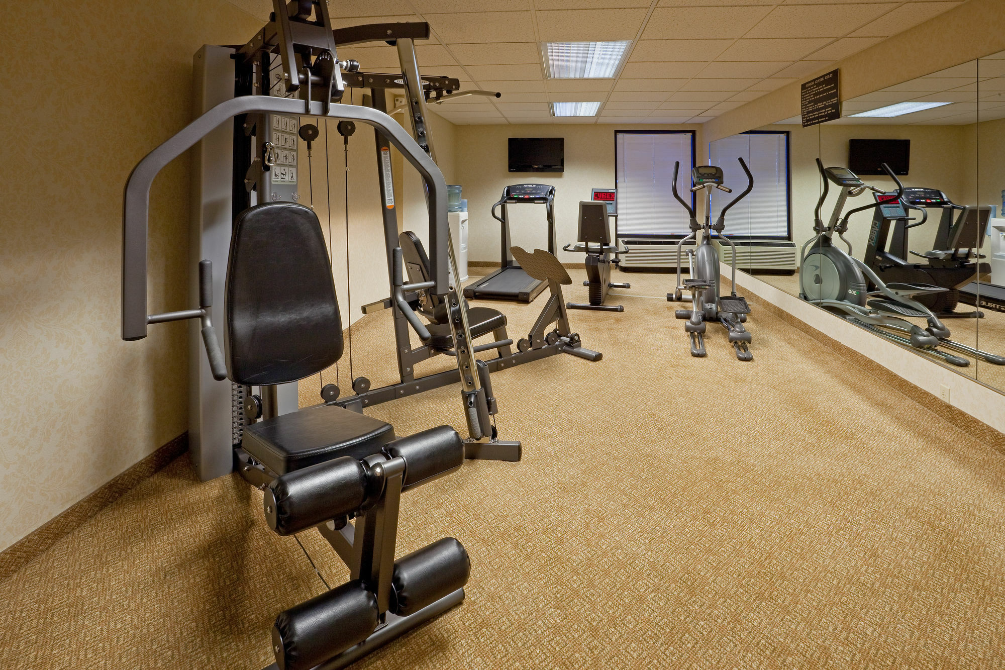 Holiday Inn Express & Suites Allentown-Dorney Park Area By Ihg Bagian luar foto