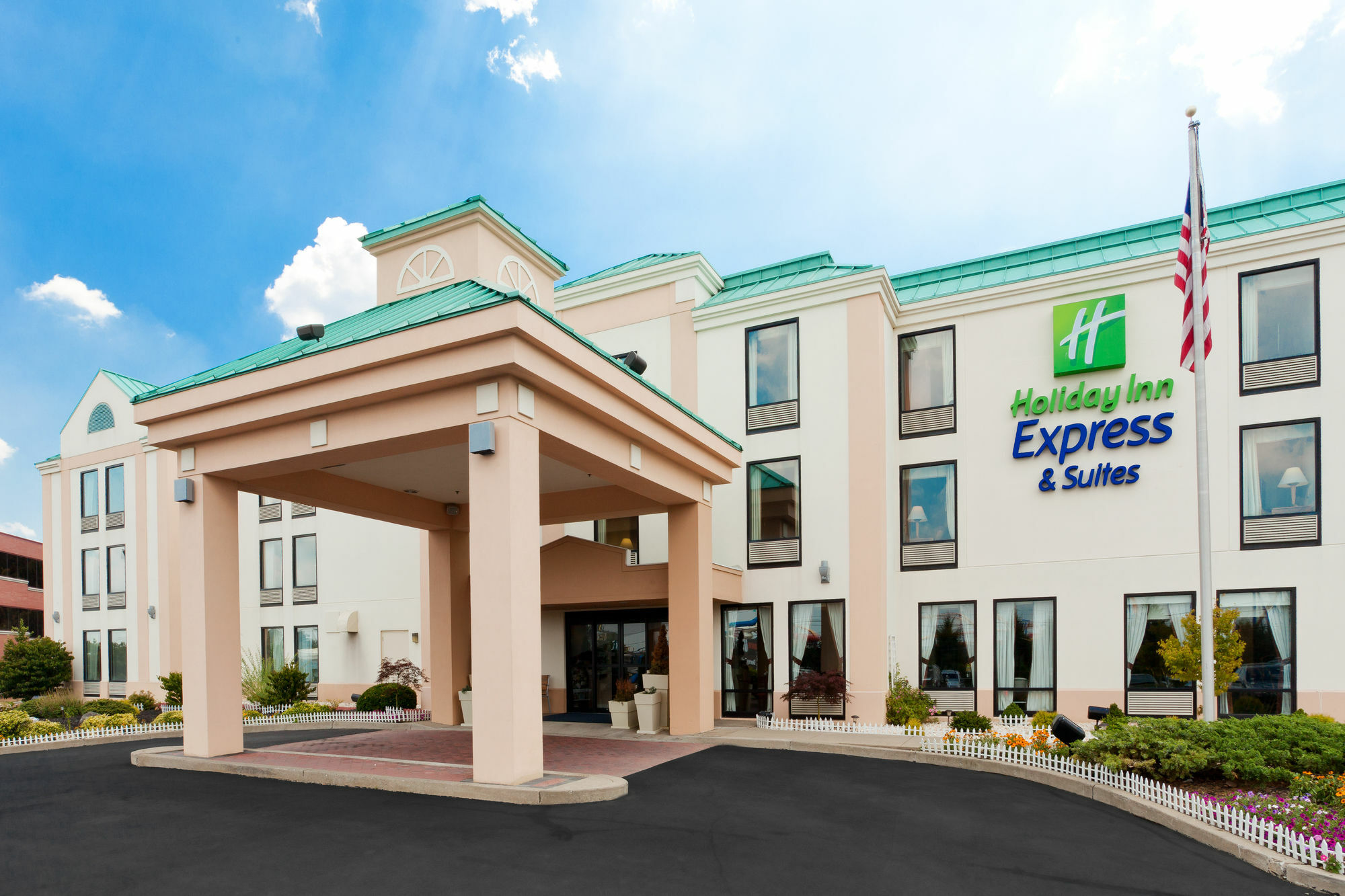 Holiday Inn Express & Suites Allentown-Dorney Park Area By Ihg Bagian luar foto